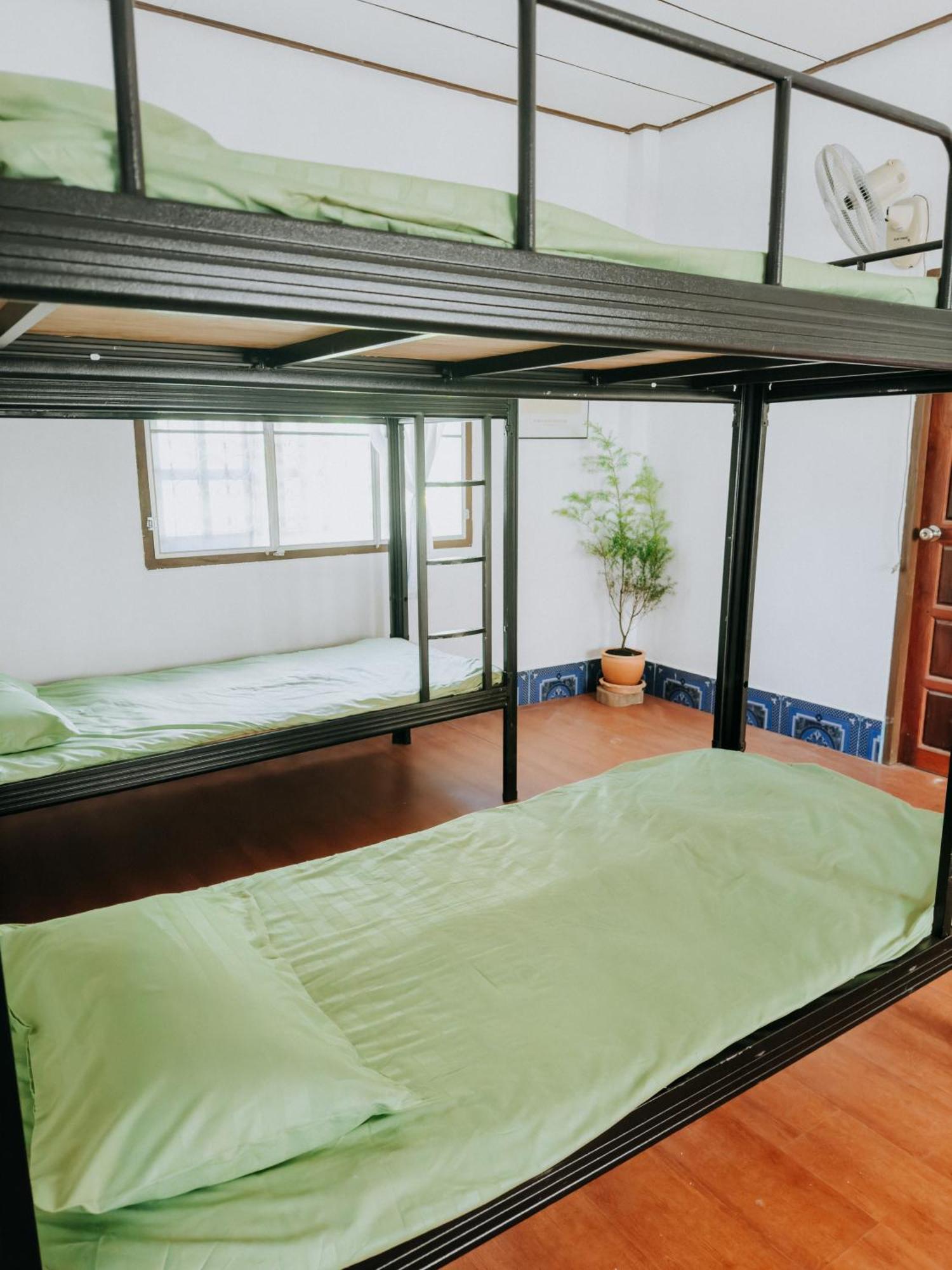 Positive Energy Homestay And Guide In Chiangkhan Чанг Кан Екстериор снимка