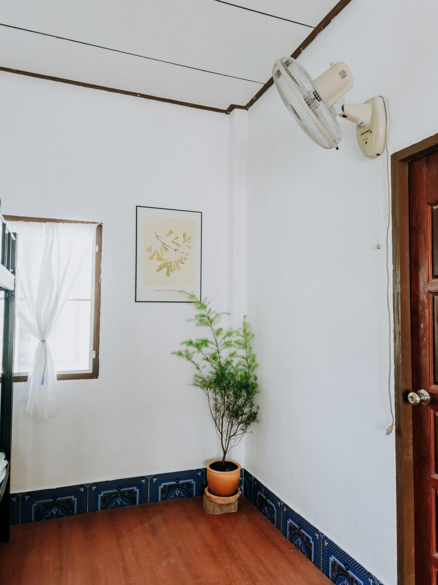Positive Energy Homestay And Guide In Chiangkhan Чанг Кан Екстериор снимка